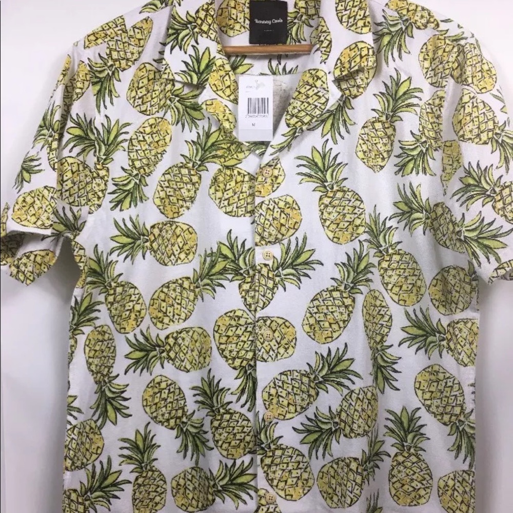 BARNEY COOLS Men Shirt HAWAIIAN Pineapple Med. NWT